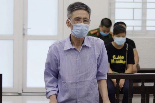 Ấm ức dồn nén, đoạt mạng vợ bằng hàng chục nhát dao