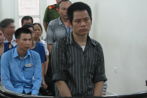 Mất mạng vì theo bạn xông vào phòng trọ tìm “con nợ”