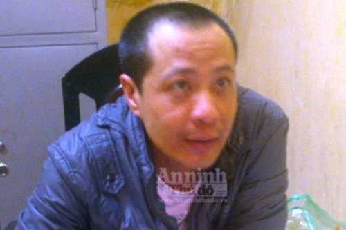 Người đàn ông bẻ và rạch chân chị gái giữa bệnh viện lĩnh án tù 