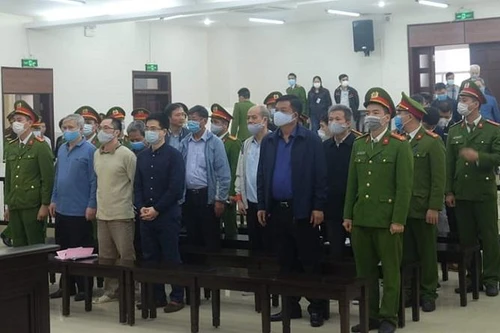 Bị cáo Đinh La Thăng phải nhận thêm 11 năm tù trong vụ Ethanol Phú Thọ1