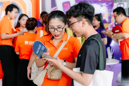 Mỗi giao dịch không tiền mặt - Một bước tiến của hành trình số hóa