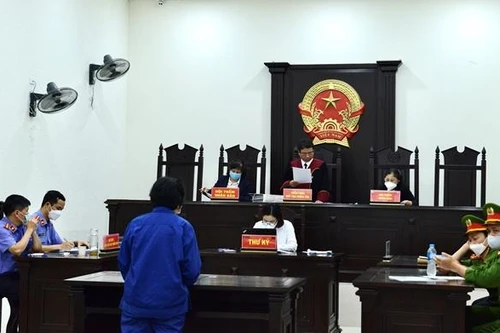 Vào tù vì xúc phạm danh dự, uy tín người khác trên mạng xã hội