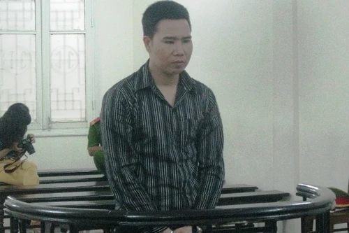 Tự phong làm Trưởng ban biên tập, làm giả thẻ nhà báo để lừa đảo 