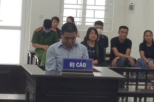 Mâu thuẫn đất đai, em vợ cùng đồng bọn đâm chết anh rể