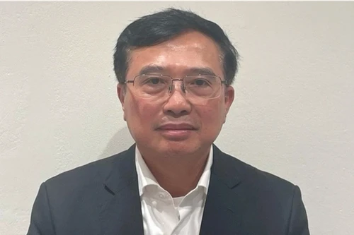 Cách thức 'cài cắm' ưu đãi giá điện của cựu Thứ trưởng Bộ Công Thương