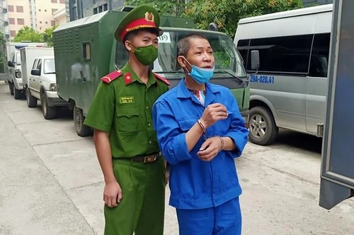 Đối tượng tàng trữ ma túy bị bắt ngay trước cửa nhà mình