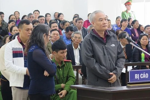 Nhóm đối tượng dùng chương trình "Trái tim Việt" lừa đảo sắp hầu tòa