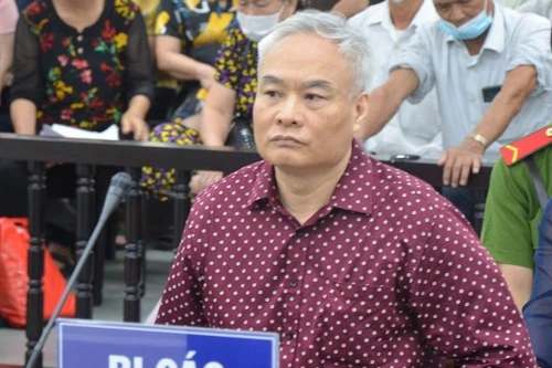 Phán quyết của tòa về vụ hơn 1.000 người 'sập bẫy' cựu Chủ tịch Trung tâm hỗ trợ người nghèo 