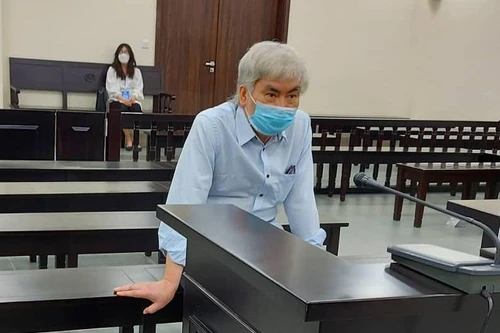 Lừa tiền tỷ bằng chiêu trò mua ô tô thanh lý giá rẻ