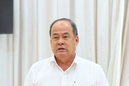 Chủ tịch An Giang làm những gì để được “cát tặc” biếu 300.000 USD?