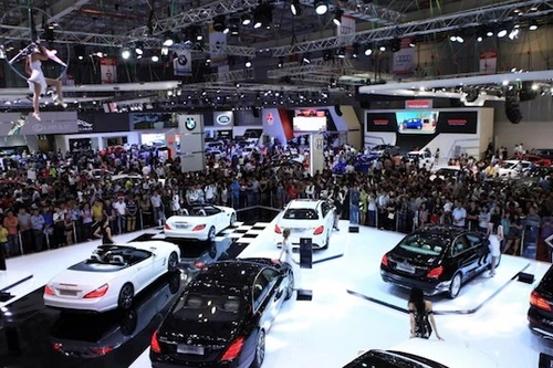 Ưu đãi lãi suất 0-5% khi mua ô tô tại Triển lãm ô tô Việt Nam 2017