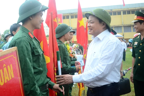 Nắm chắc gậy Trường Sơn, tiếp bước truyền thống anh hùng