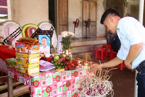 Sáu công nhân tử vong trong vụ nổ khí ga tại Lào: "Anh đi rồi, mẹ con em biết sống thế nào đây"