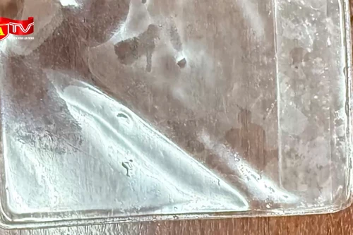 Dùng túi ni-lông bọc thẻ căn cước có nguy cơ bị hỏng chíp và hư hỏng