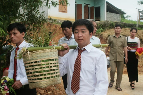 Độc đáo đám cưới Thái - Mường 