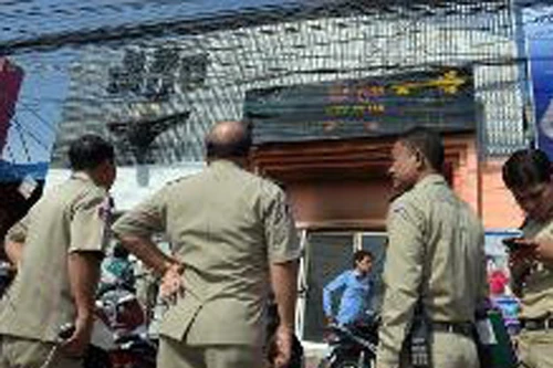 Cháy hộp đêm ở Phnom Penh, 5 người chết