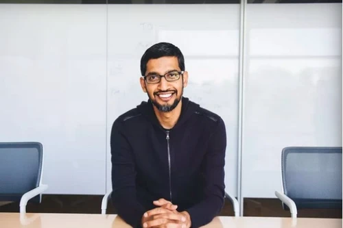 Google "thay máu" để trở thành… công ty con và có CEO mới