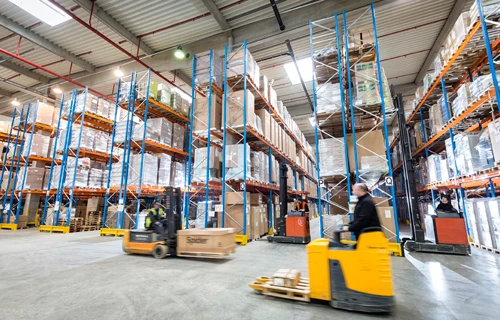 Doanh nghiệp logistic: Chiếm 80% về số lượng nhưng doanh thu rất thấp