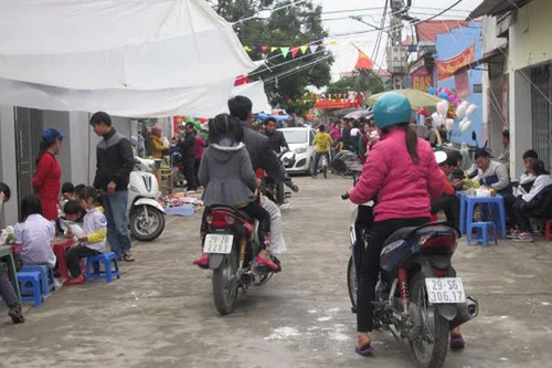 Hết Tết đi, lo Tết lại