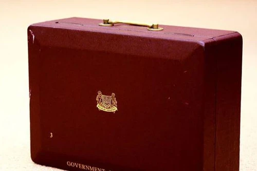 Bí mật trong chiếc va li đỏ của ông Lý Quang Diệu