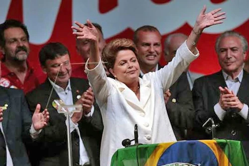 Tổng thống Brazil cam kết đối thoại với người dân