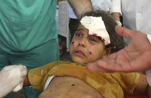 Thêm một trường học ở Dải Gaza trúng bom