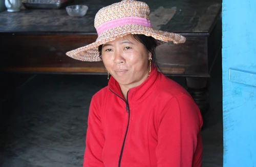 Chuyện kỳ lạ nơi con gái xinh đẹp muốn lấy chồng thì phải có... răng giả