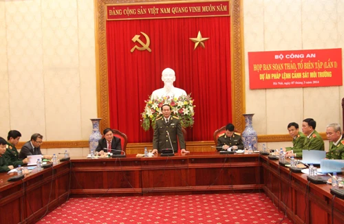 Họp Ban soạn thảo Dự án Pháp lệnh về Cảnh sát môi trường