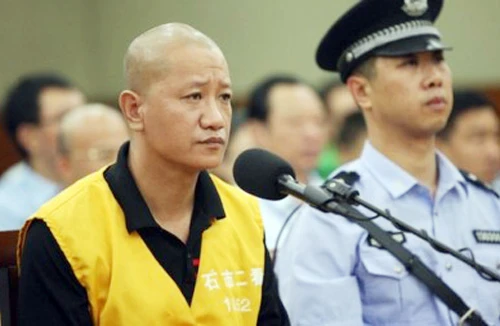Án chung thân cho kẻ tiêm thuốc sâu vào bánh bao