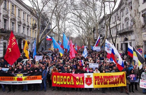 Ucraine chìm ngập trong nợ nần