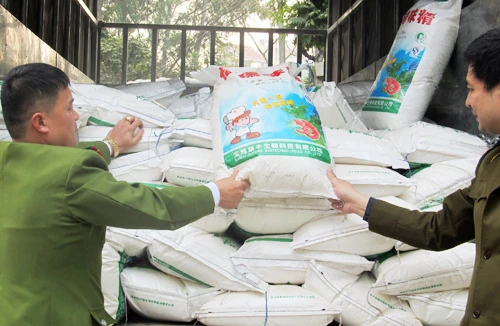 5 tấn mì chính không rõ nguồn gốc