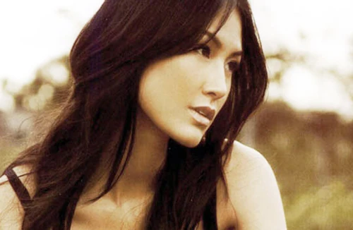 Hết đất diễn vì gương mặt quá Tây, Kathy Uyên chuyển nghề