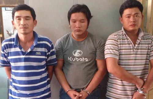 Bắt nhóm trộm chuyên rút ruột container tiền tỷ