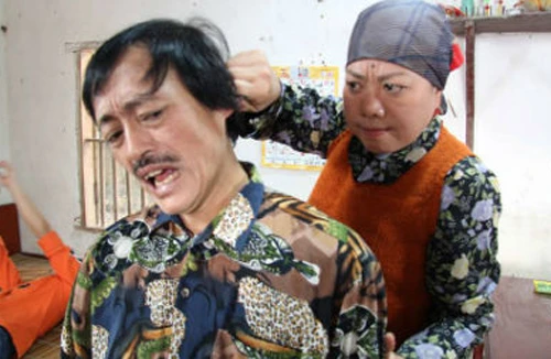 “Tết lo phết”