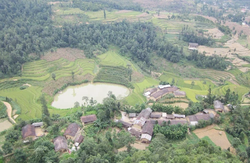 Lên đỉnh Lũng Cú