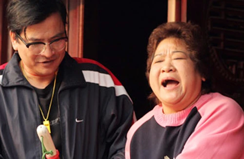 Khóc cười “chạy chức” trưởng thôn