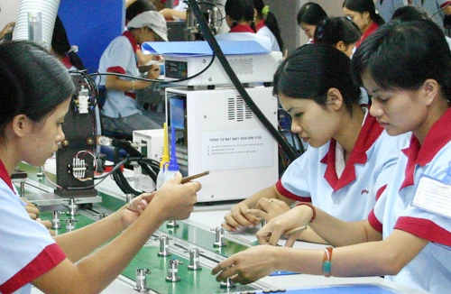 Các nhà đầu tư nước ngoài mong giảm tham nhũng, phiền hà