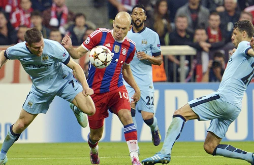 Báo chí Mỹ bình luận: Trung Quốc có ý đồ xây "Vạn Lý Trường Thành" trên biển Đông