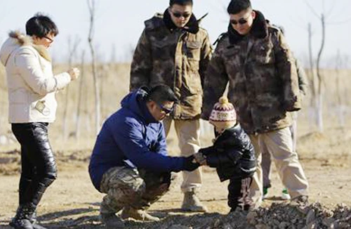 Vệ sĩ Trung Quốc bỗng “ăn khách”