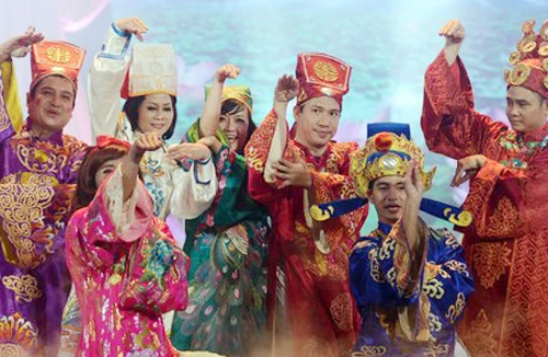 Những “sự kiện chấn động dư luận” có được các Táo báo cáo Ngọc Hoàng?