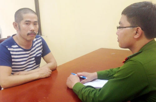 Thu 25 thùng tôn đựng hàng chục nghìn “sổ đỏ” của đường dây lừa đảo