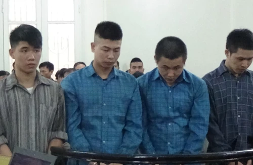 Từ chuyện nhăng nhít, “giang hồ” xông vào nhà bắn đối thủ