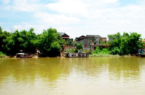 “Ôn cố” ở làng cổ Thổ Hà