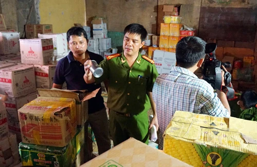 “Thủ đô Hà Nội phải làm gương cho cả nước trong công tác chống buôn lậu”