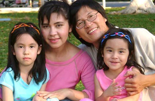 Vợ chồng ca sỹ Phương Thảo - Ngọc Lễ về nước