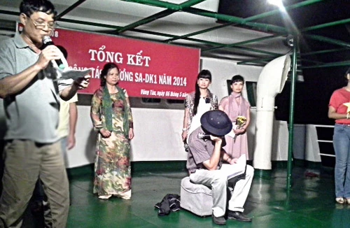 Viết truyện trên hải trình