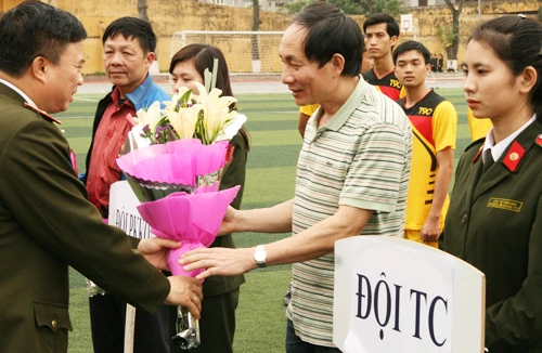 Hấp dẫn Giải bóng đá Cựu cầu thủ Hà Nội