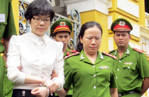 Lừa cả chị gái vào vòng lao lý