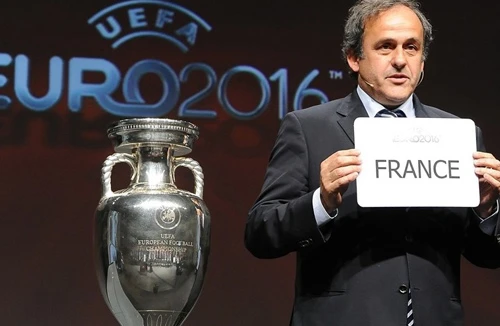 24 đội và những mặt trái