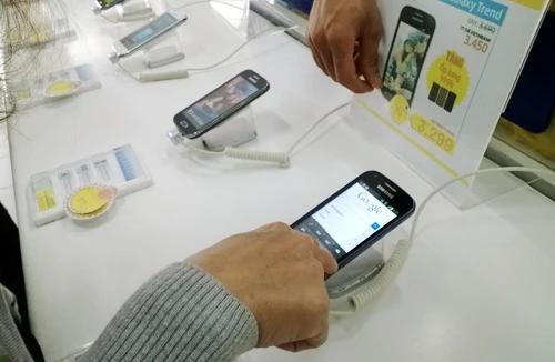 Cuộc đua giảm giá ngày càng khốc liệt